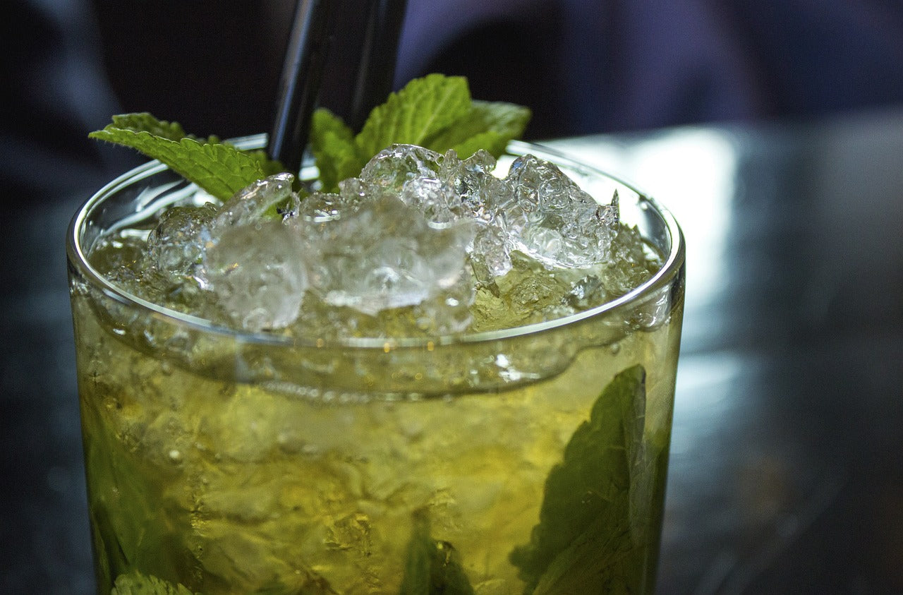 What alcohol is in a mojito? (With Recipes!)