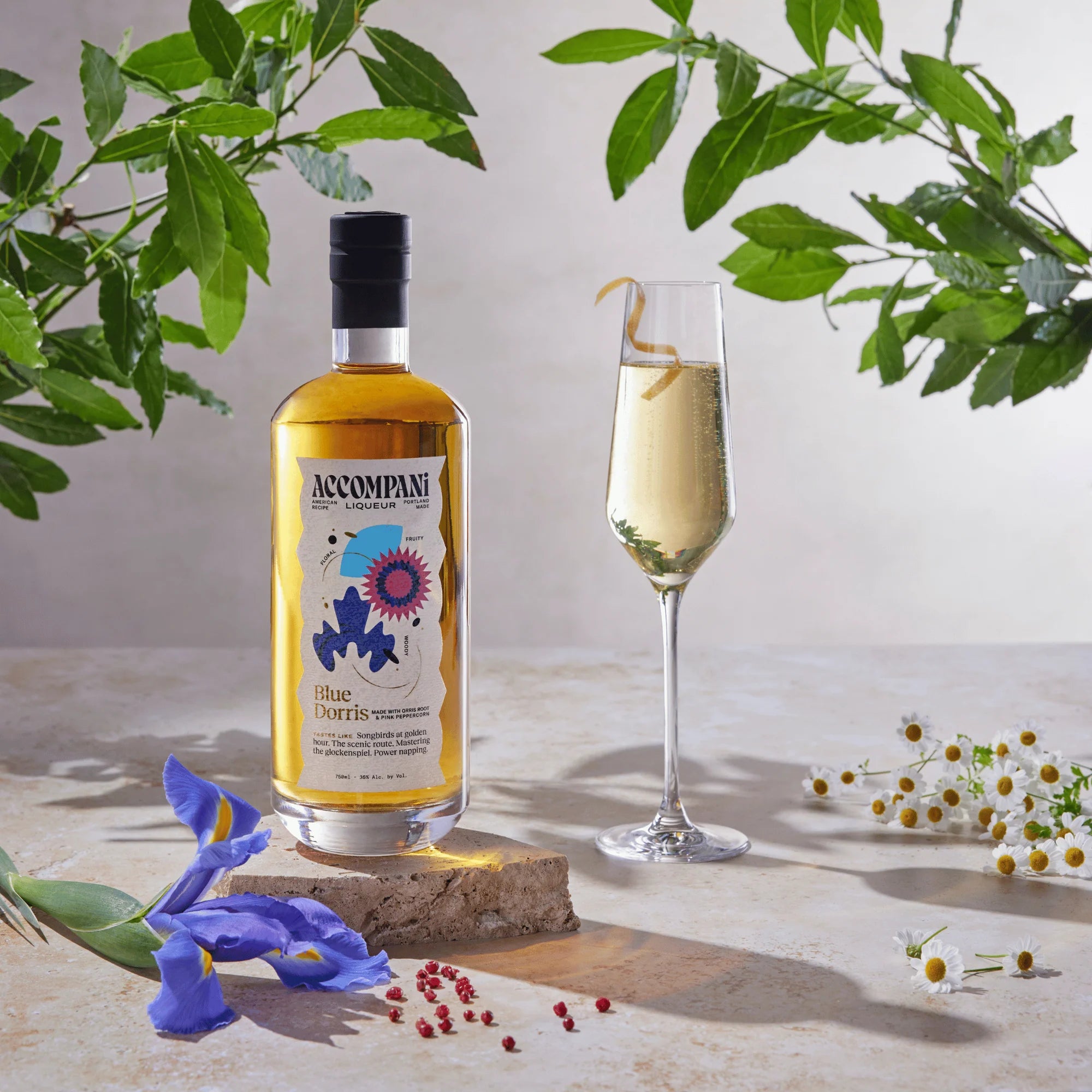 Accompani Blue Dorris Floral Liqueur