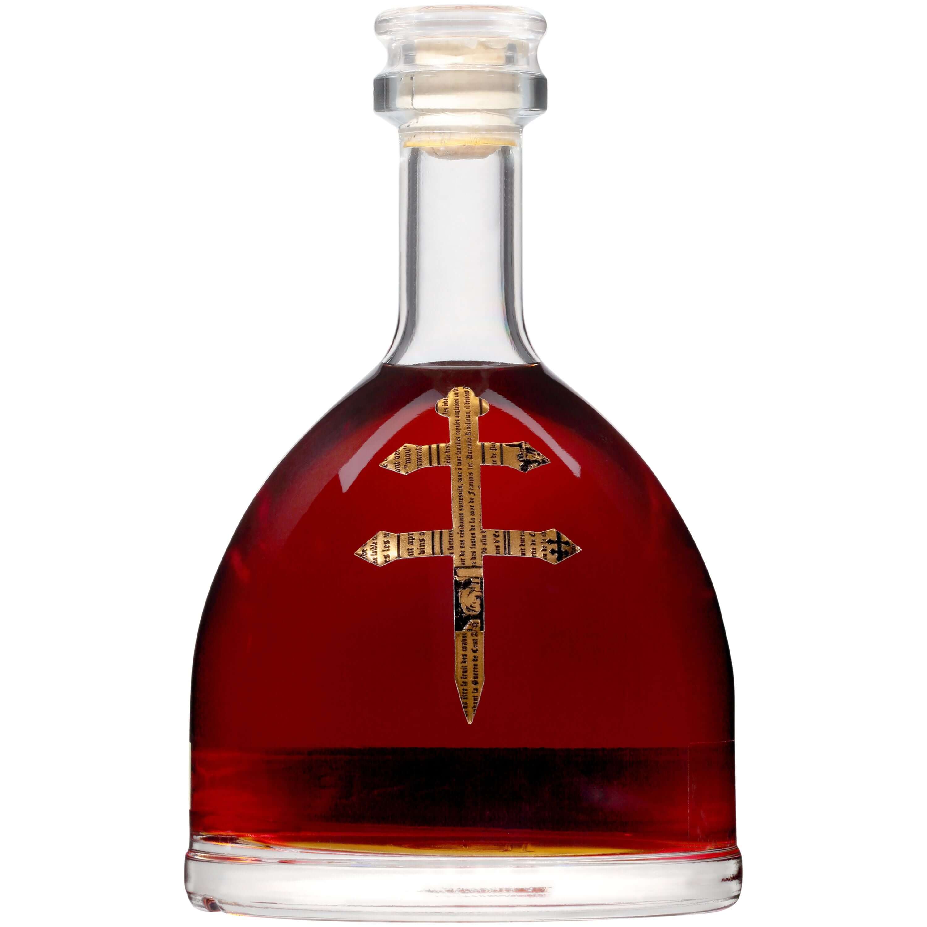 D'ussè VSOP Cognac 375ml bottle showcasing bold, rich amber liquid and elegant design.