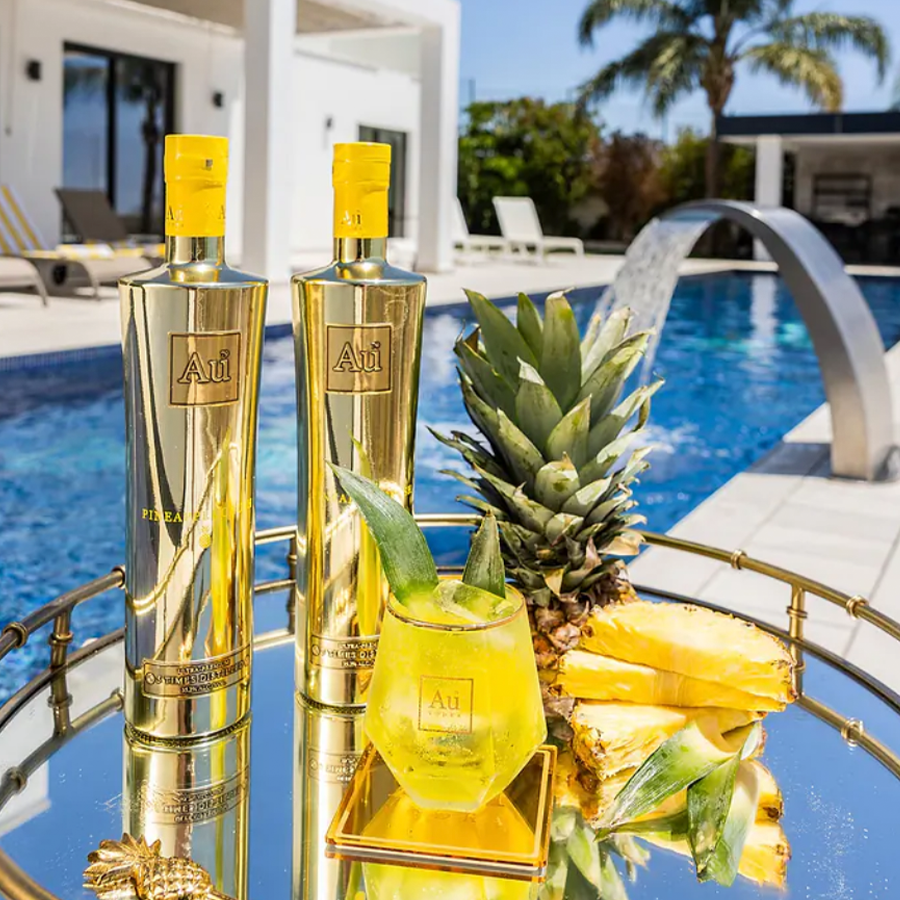Au Pineapple Crush Vodka 700ml