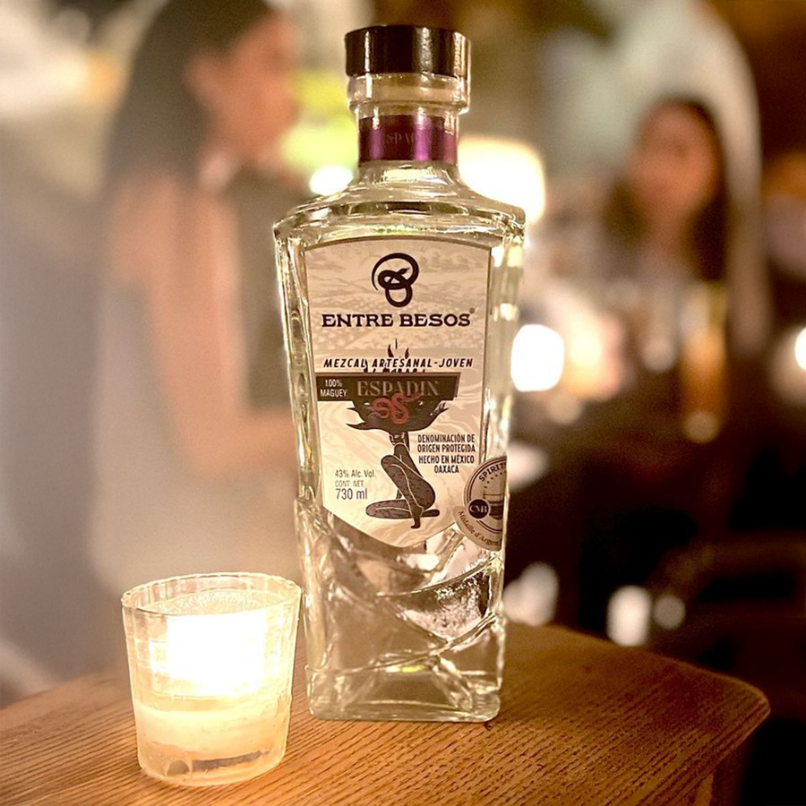 Entre Besos Joven Espadin Mezcal 720ml