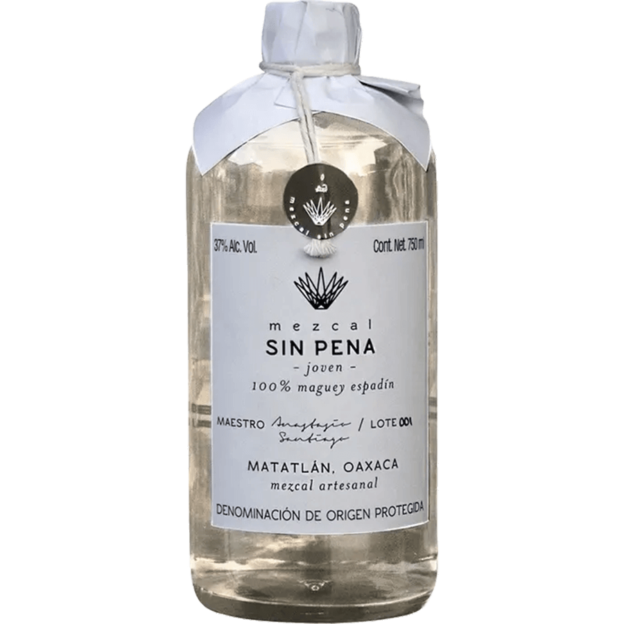 Mezcal Sin Pena Joven bottle, 100% agave espadín, artisanal mezcal from Matatlán, Oaxaca.