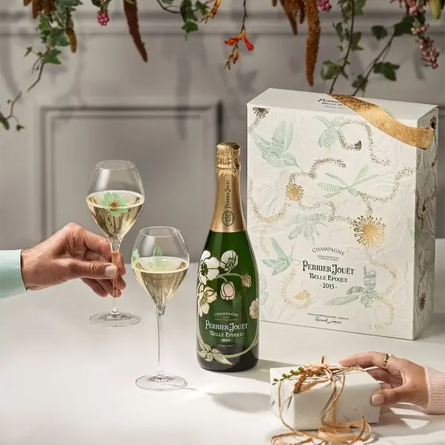 Perrier-Jouet Belle Epoque Fleur de Champagne 2015 Brut with Glasses