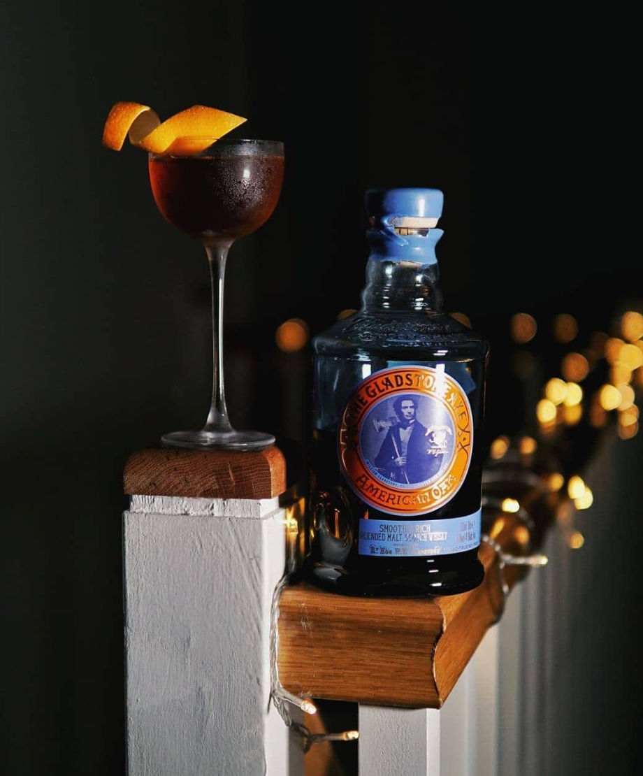 The Gladstone Axe American Oak Smooth and Rich Blended Scotch