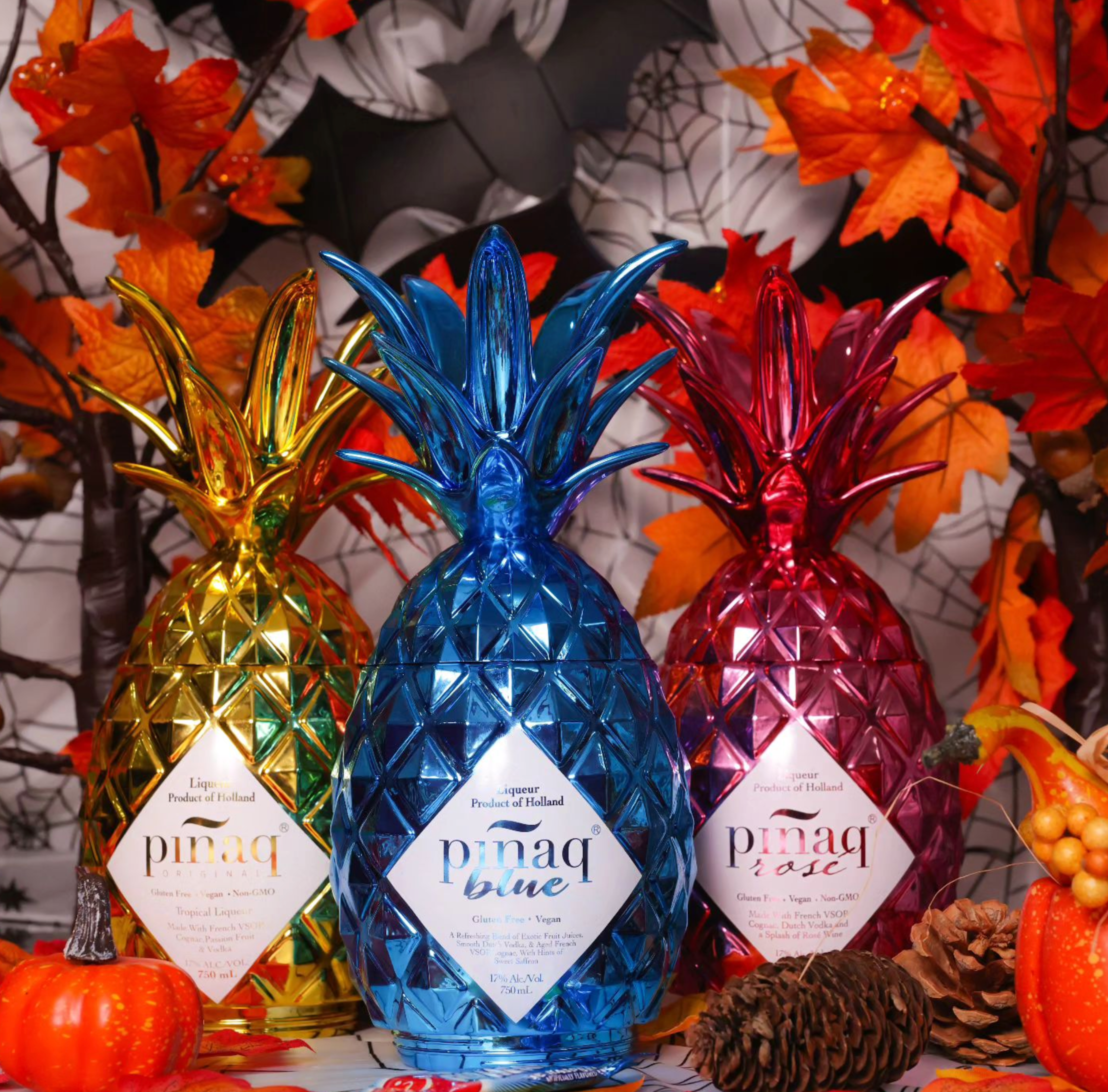 Piñaq Blue Saffron Liqueur