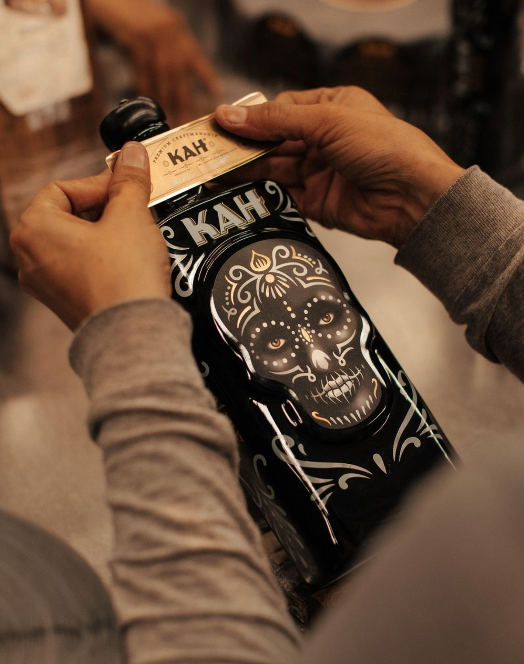 Kah Añejo Black Ceramic Tequila
