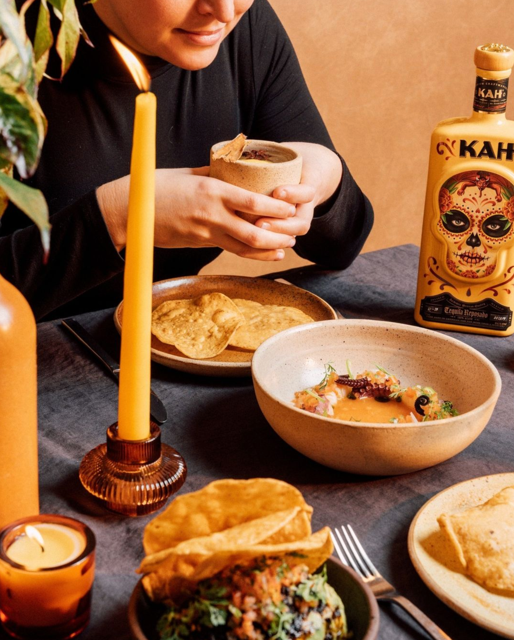 Kah Reposado Ceramic Tequila
