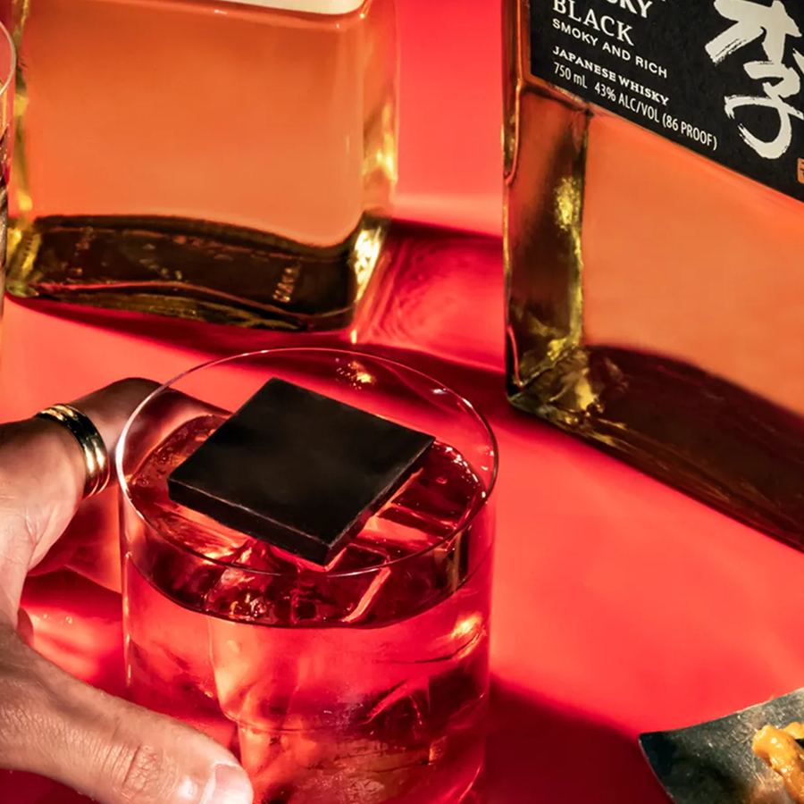 Suntory Black Whisky Toki