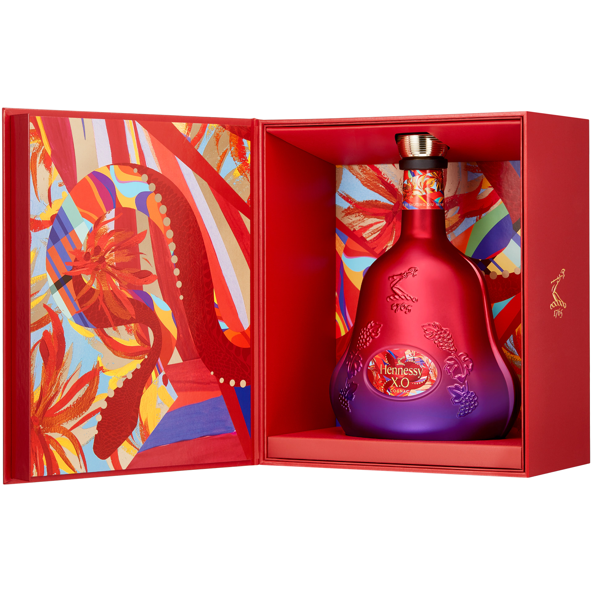 Hennessy X.O. Lunar New Year 2025 bottle in a vibrant red box with artistic design by Shuting Qiu.
