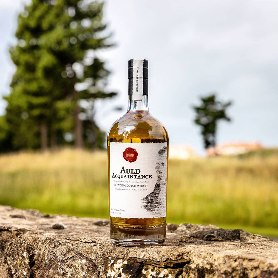 Auld Acquaintance Blended Scotch Whisky 700ml