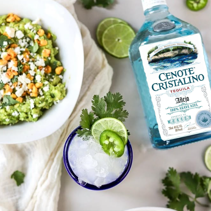 Cenote Cristalino Añejo Tequila