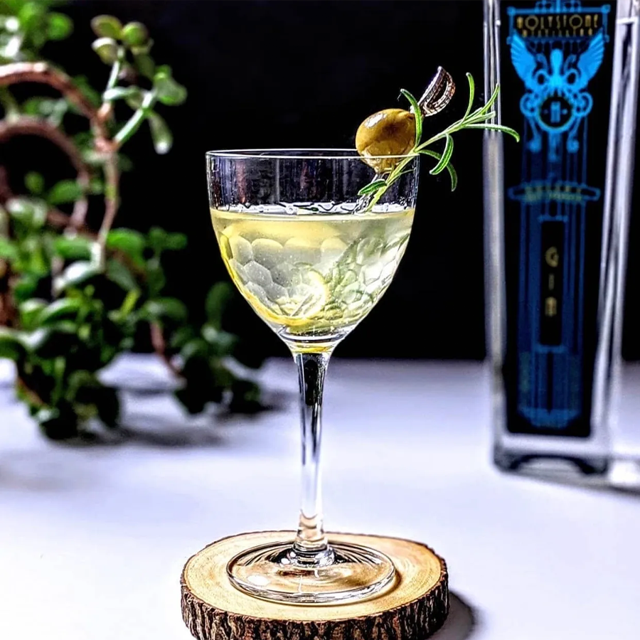 Holystone Distilling Bosun’s Navy Strength Gin