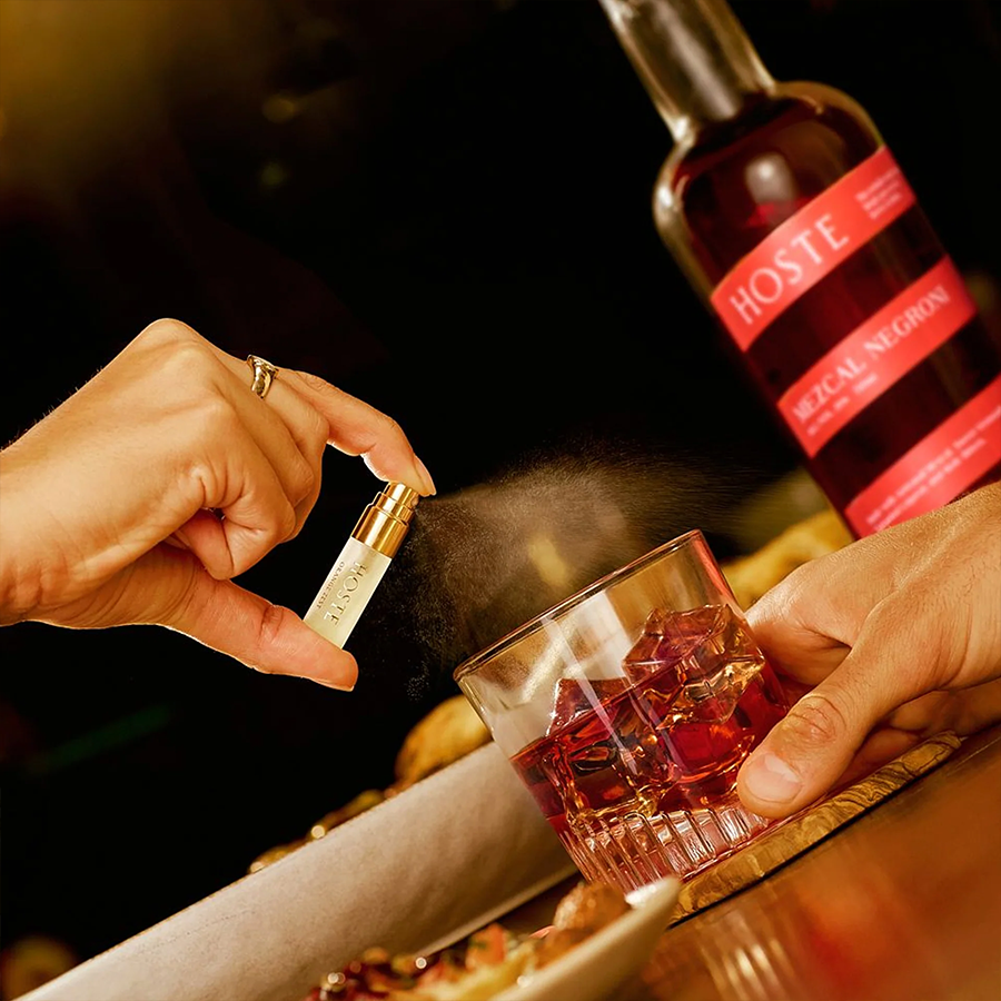 Hoste Cocktail Mezcal Negroni