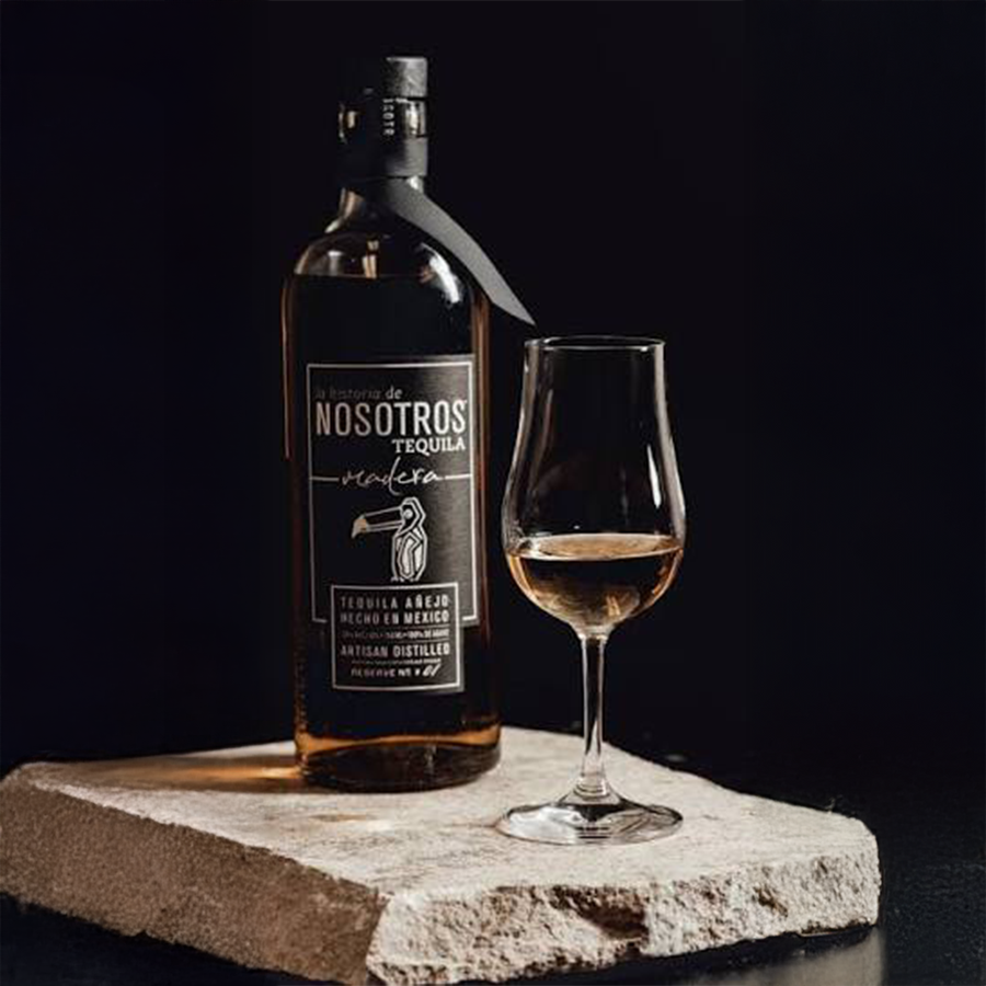 Nosotros Madera Añejo Tequila