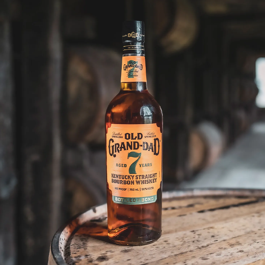 Old Grand Dad Bottled in Bond 7 Year Kentucky Straight Bourbon