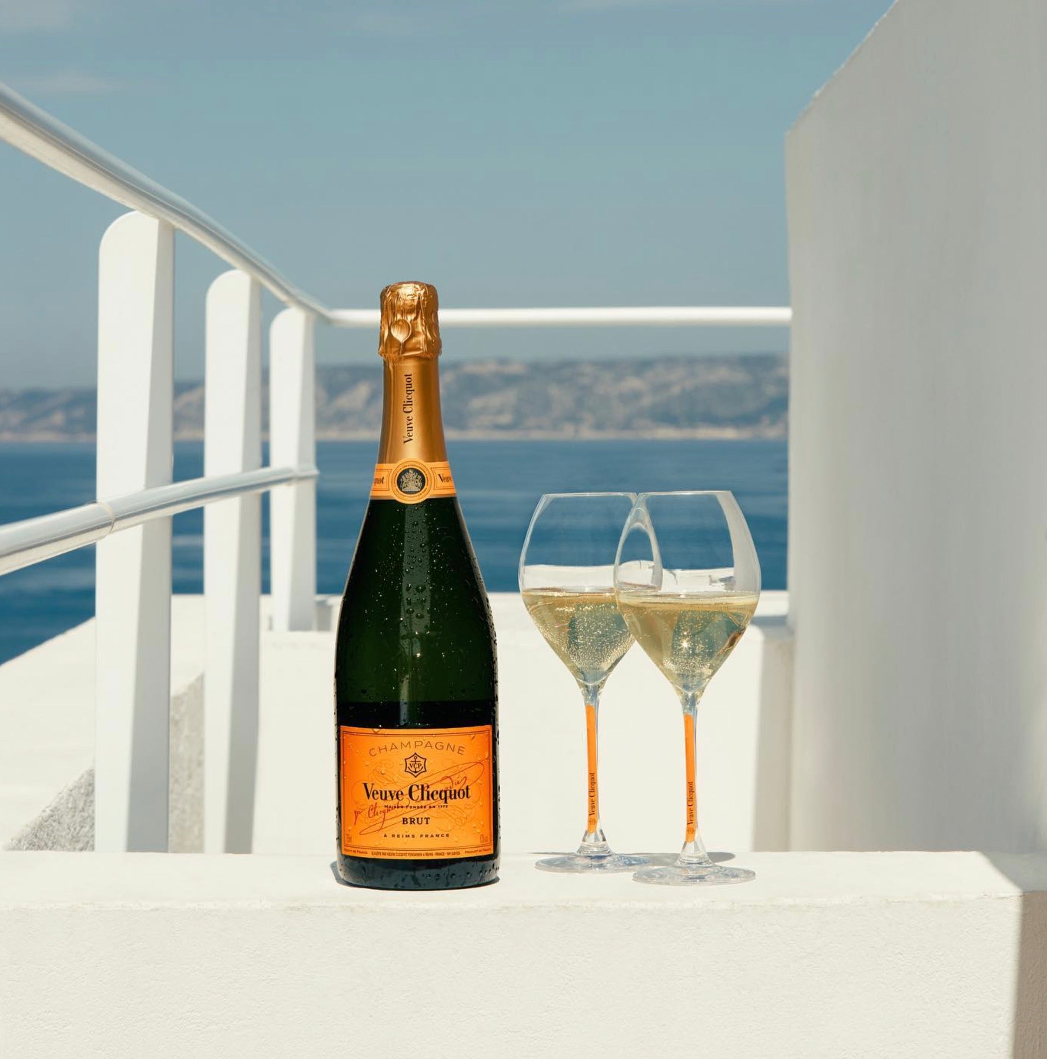 Veuve Clicquot Yellow Label Brut Champagne 750 ml