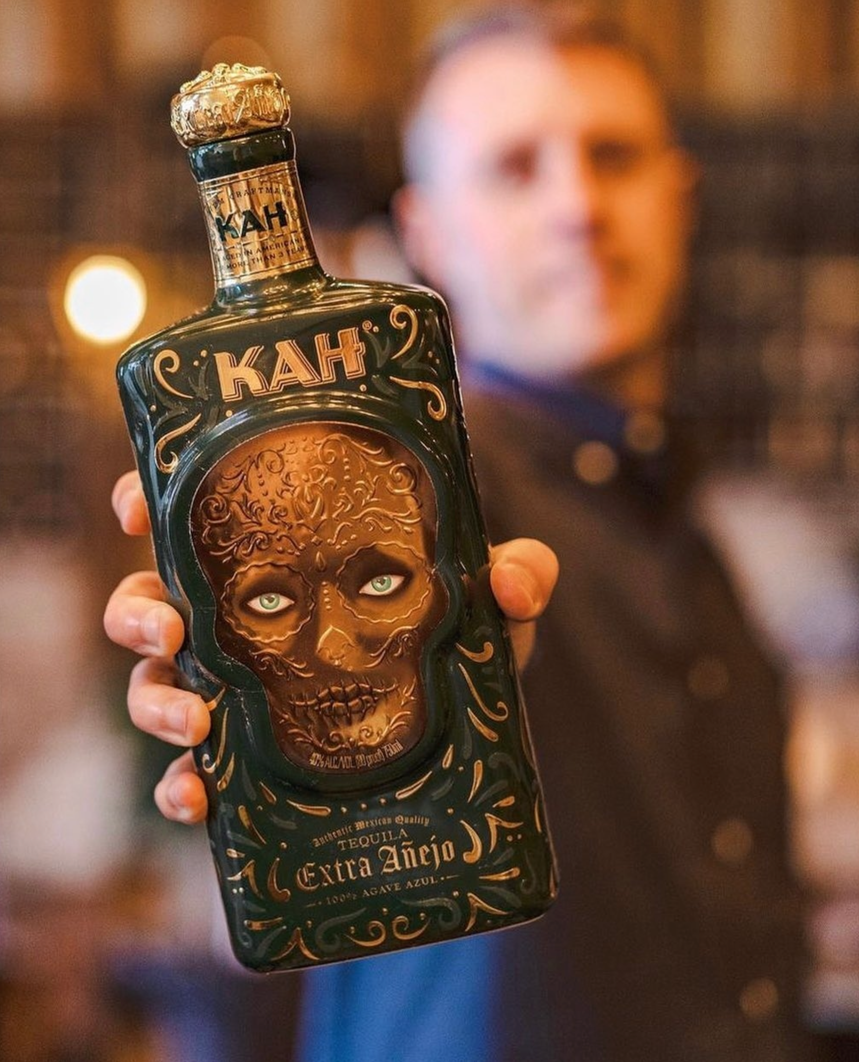 Kah Extra Añejo Ceramic Tequila