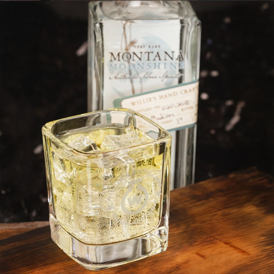 Willie's Montana Moonshine
