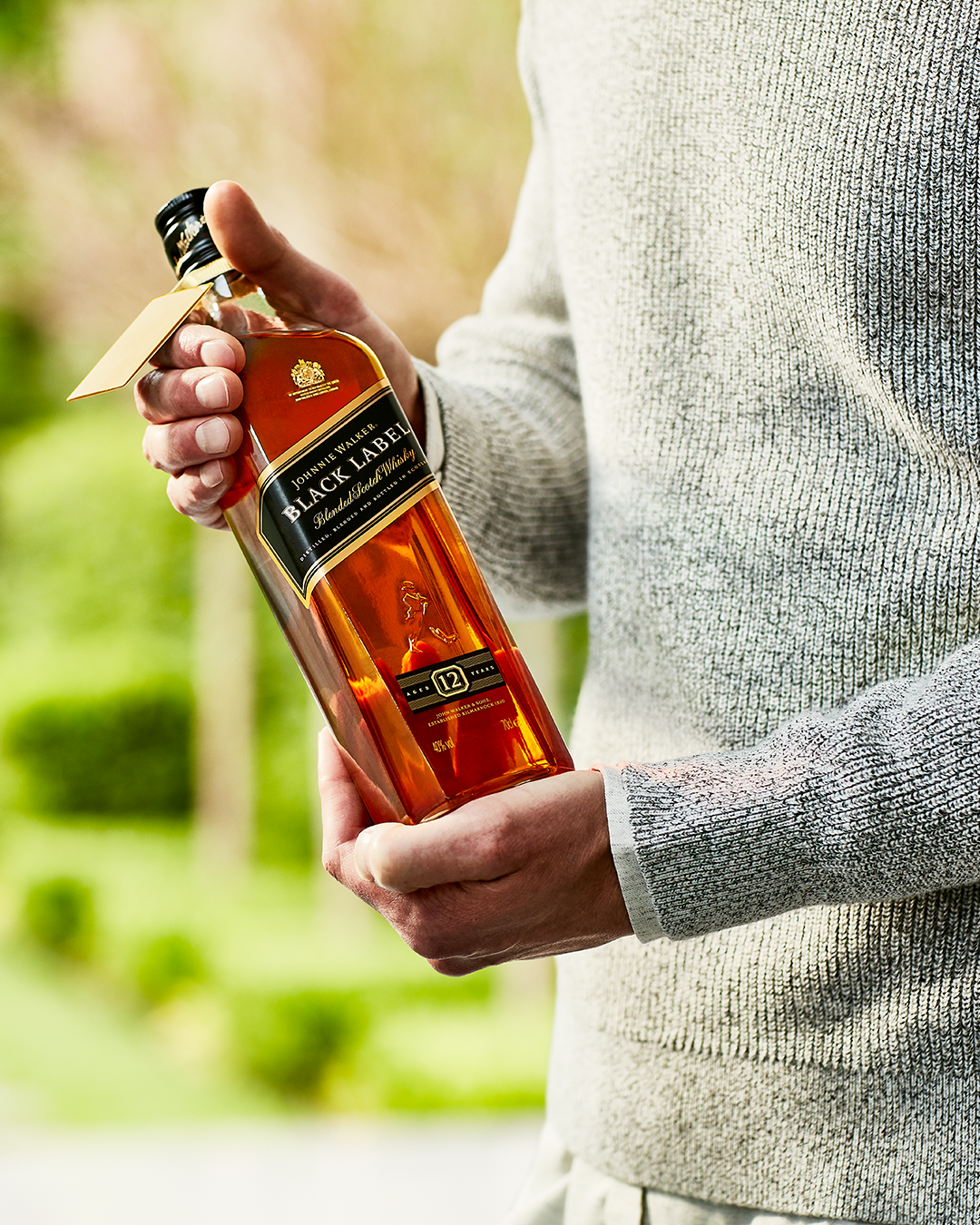 Johnnie Walker Black Label | 750mL Delivery to your Dor