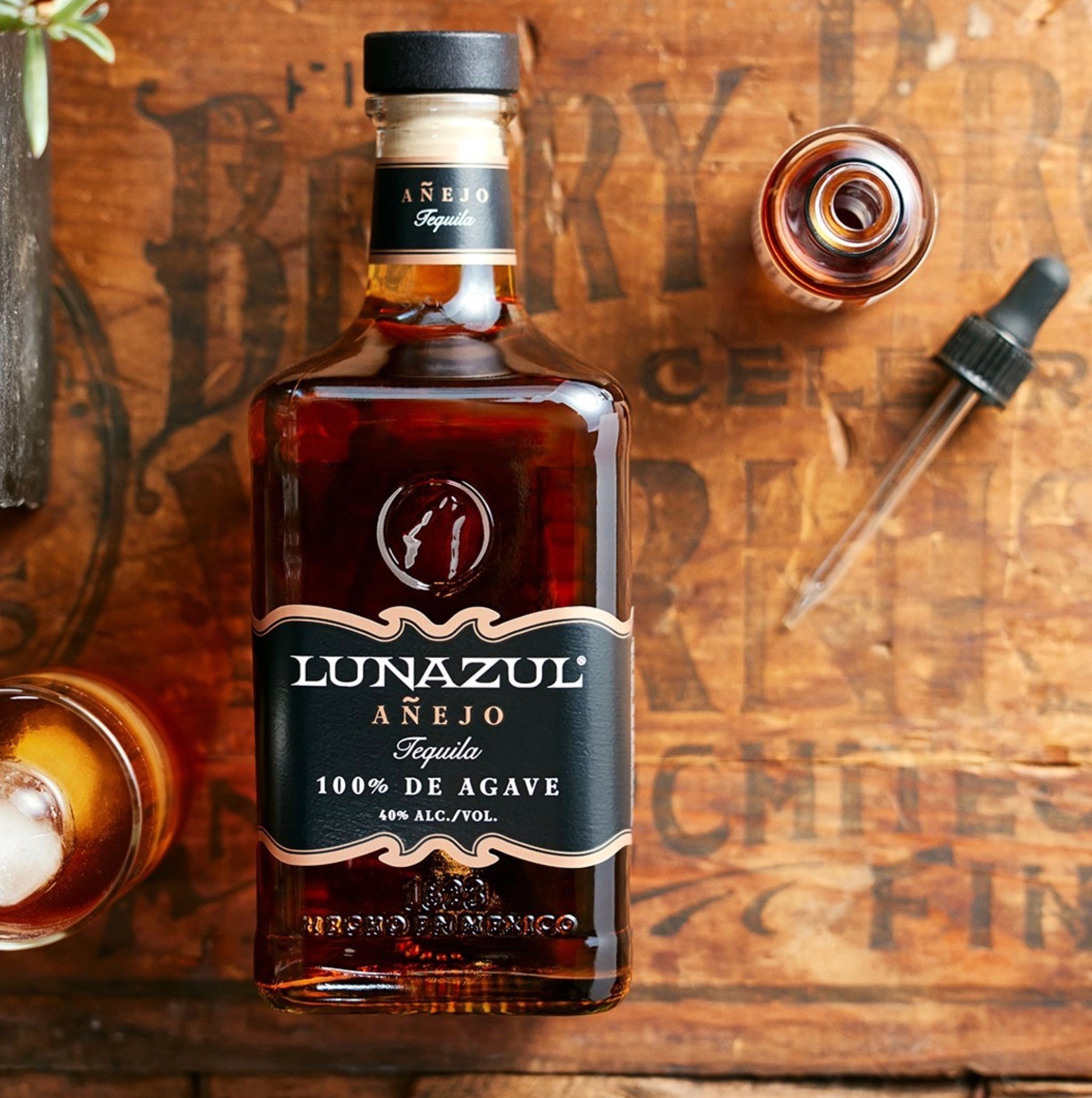 Lunazul Añejo Tequila