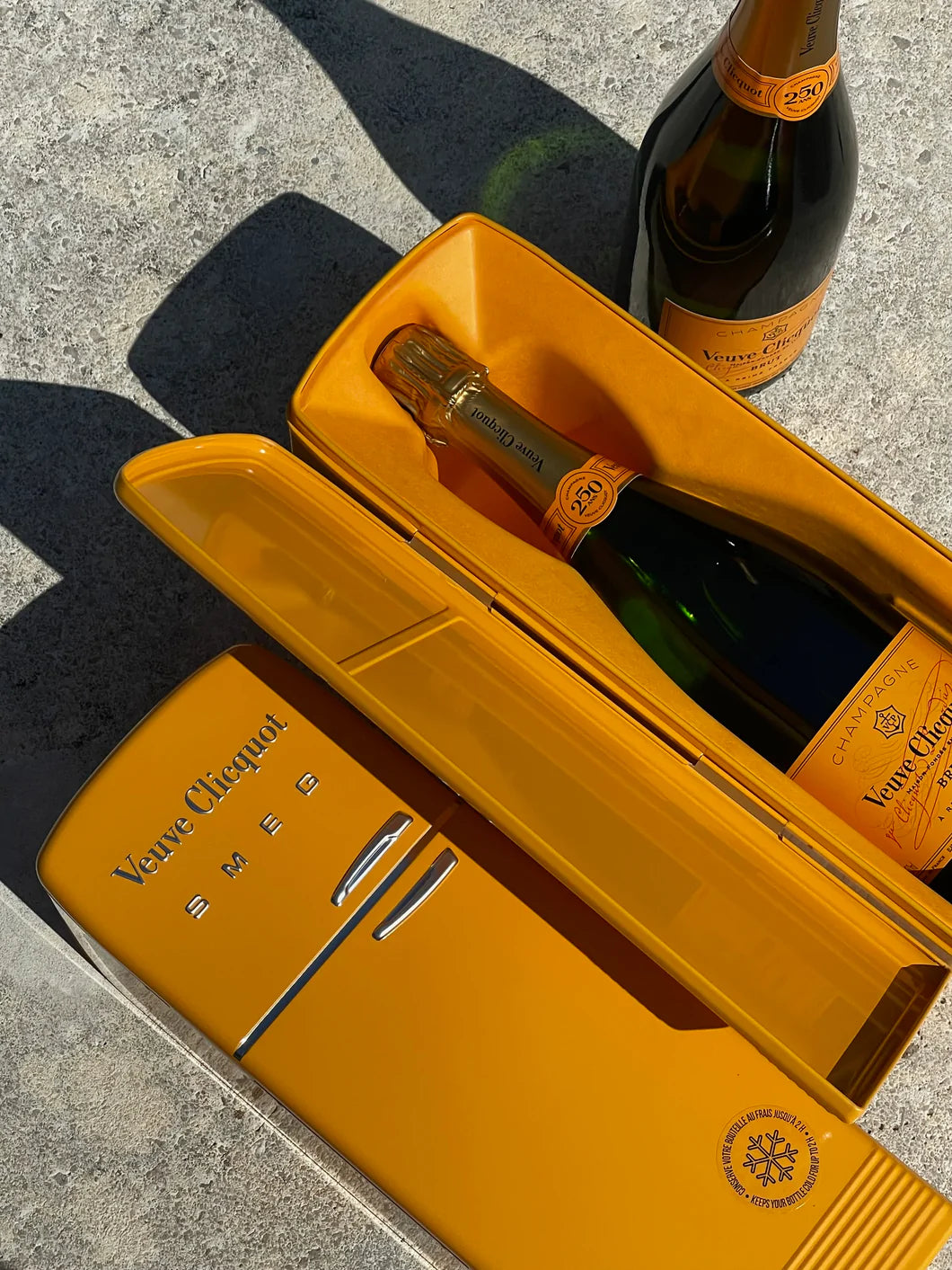 NV Veuve Clicquot Refrigerator Gift Box 750mL - Wally's Wine & Spirits